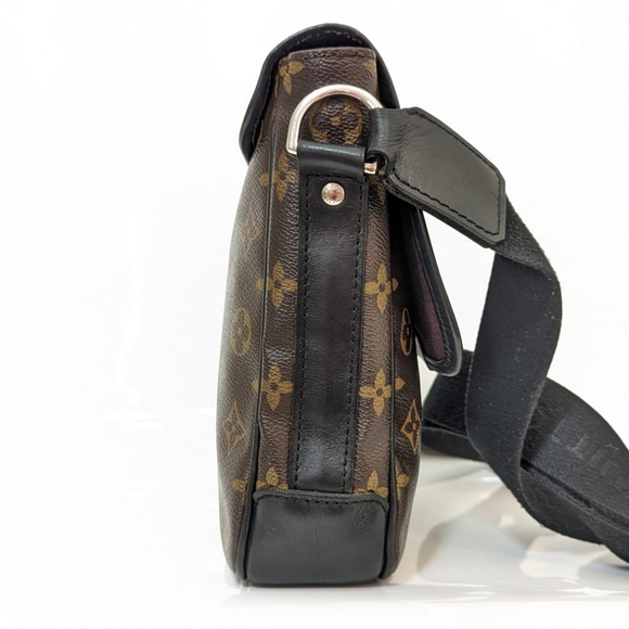✨️💎Authentic Louis Vuitton Macassar Monogram Crossbody - Picture 7 of 16